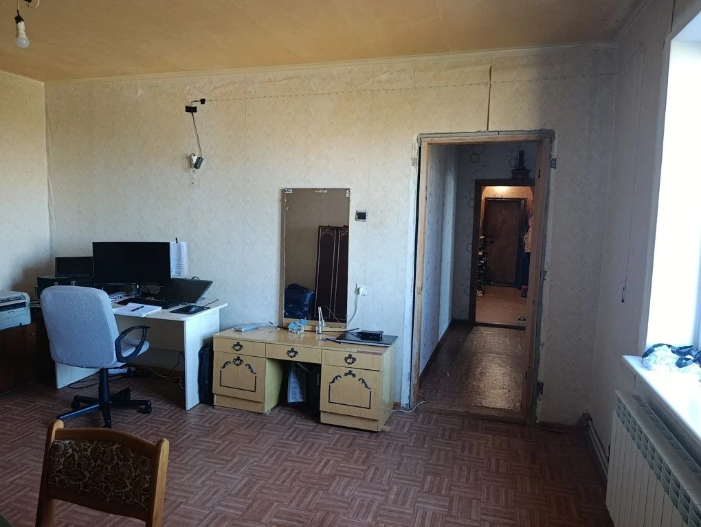 Sale of 5 room apartment, Left Bank, 4th microdistrict
