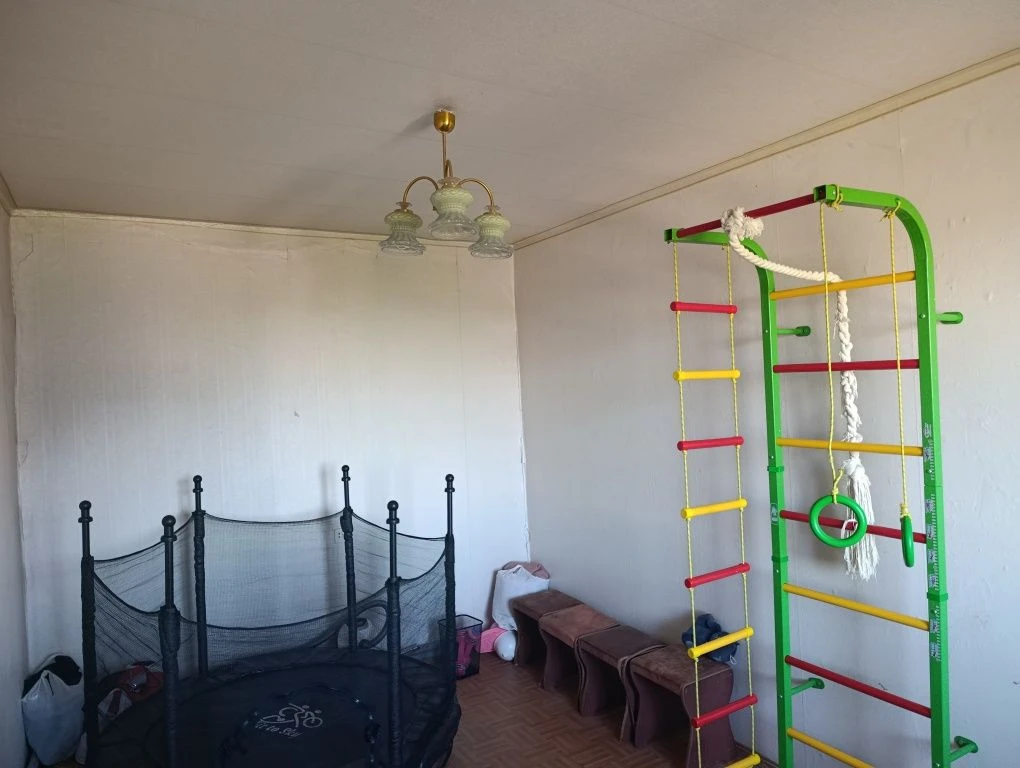 Sale of 5 room apartment, Left Bank, 4th microdistrict