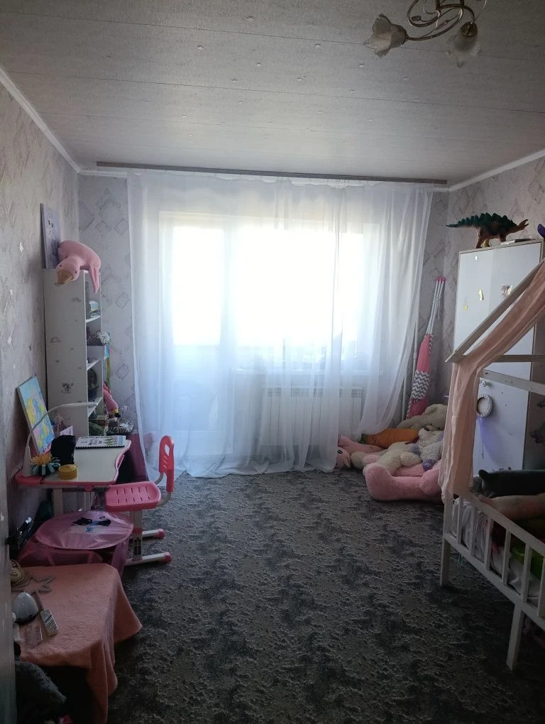 Sale of 5 room apartment, Left Bank, 4th microdistrict