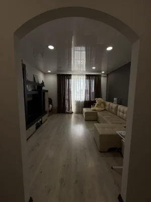 For Sale: 3-room apartment, LBP, furniture+appliances, renovation, Nadnipryansky Prospect
