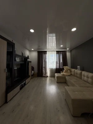 For Sale: 3-room apartment, LBP, furniture+appliances, renovation, Nadnipryansky Prospect