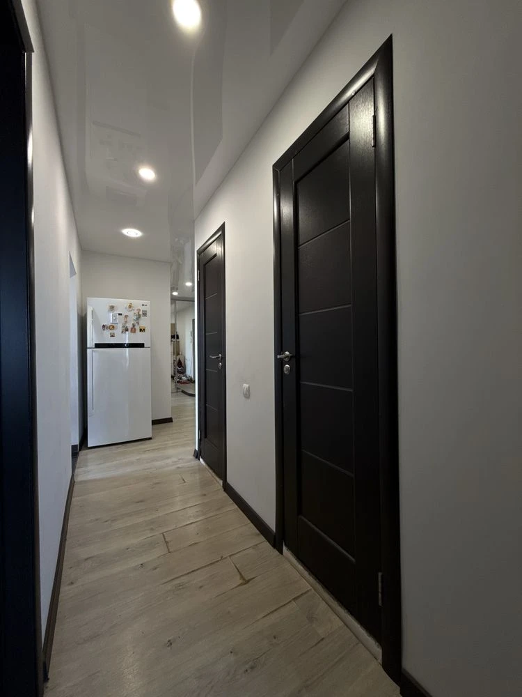 For Sale: 3-room apartment, LBP, furniture+appliances, renovation, Nadnipryansky Prospect