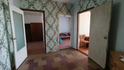 Продається 3-кімнатна квартира в мікрорайоні 4, Лівий берег