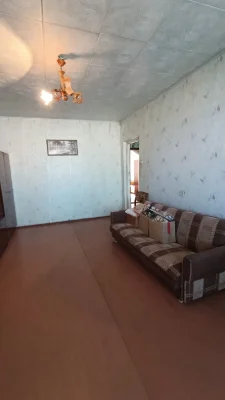 Продається 3-кімнатна квартира в мікрорайоні 4, Лівий берег