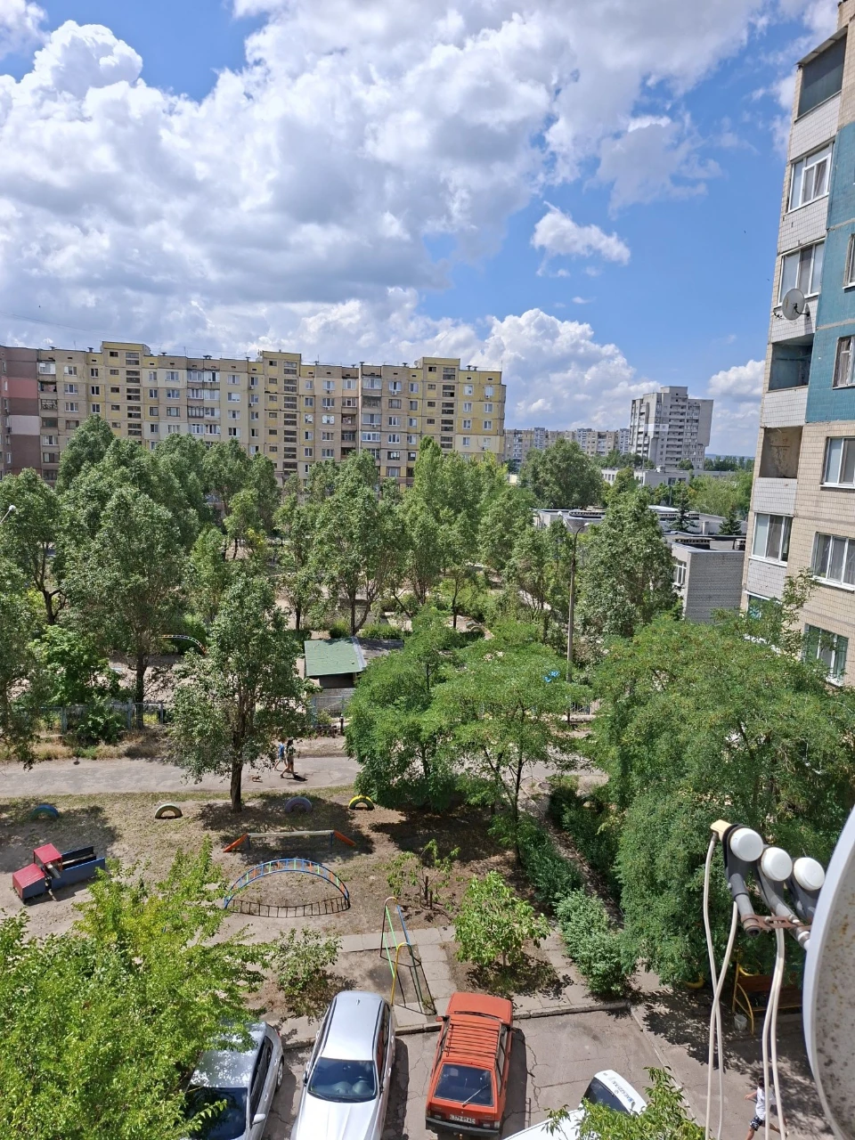 Продается 3-комнатная квартира в Каменском, Днепропетровская область