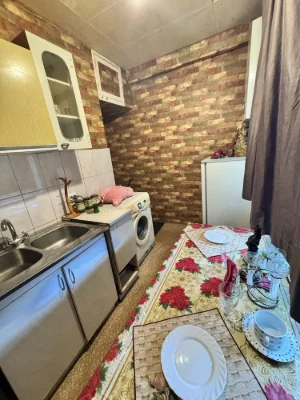For sale 4 rooms. Kamen, Cheremushki district