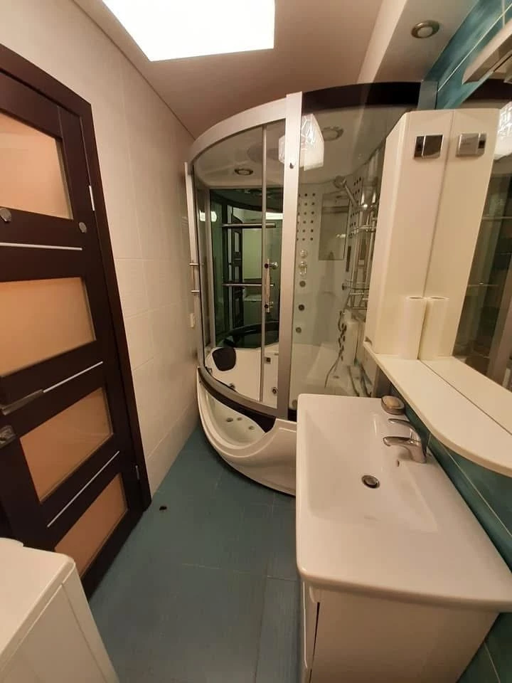 For Sale, Kam'yans'ke. Apartment with Furniture