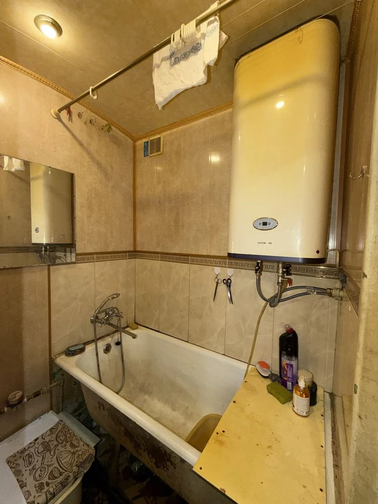 For Sale: 2-room apartment, Cheremushki area