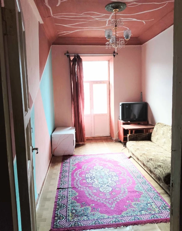 Sale of 2-room apartment. Center. Street of Freedom. Luxurious