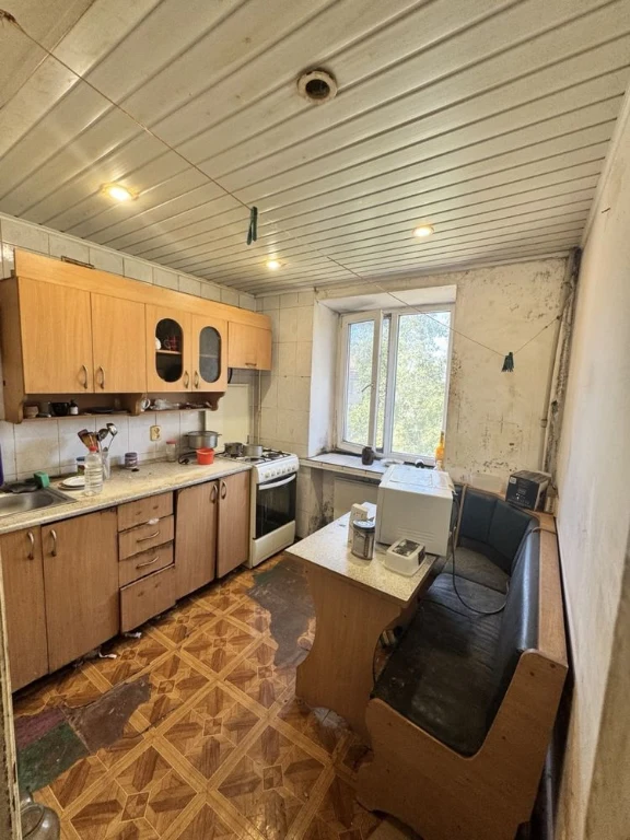 For Sale: 2-room apartment on the Right Bank, Sagaydachnogo Street