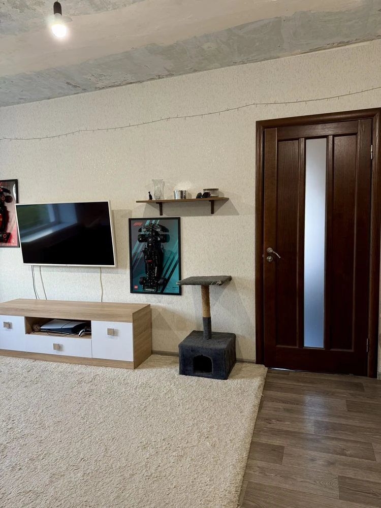 Продажа 1-й этаж, 2 комнаты, 45 кв.м.