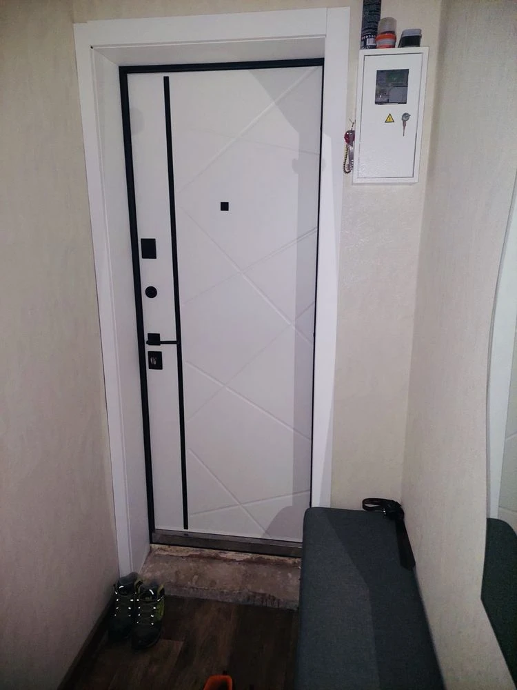 Продам 3 х ком  квартиру  Правый берег