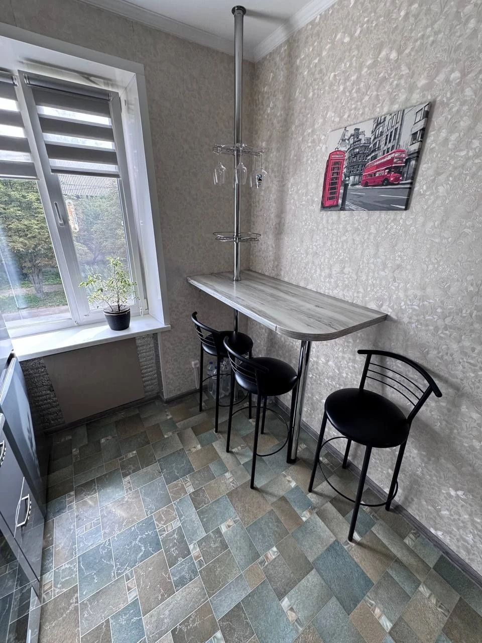 For Sale: Great 2-bedroom apartment in a residential area