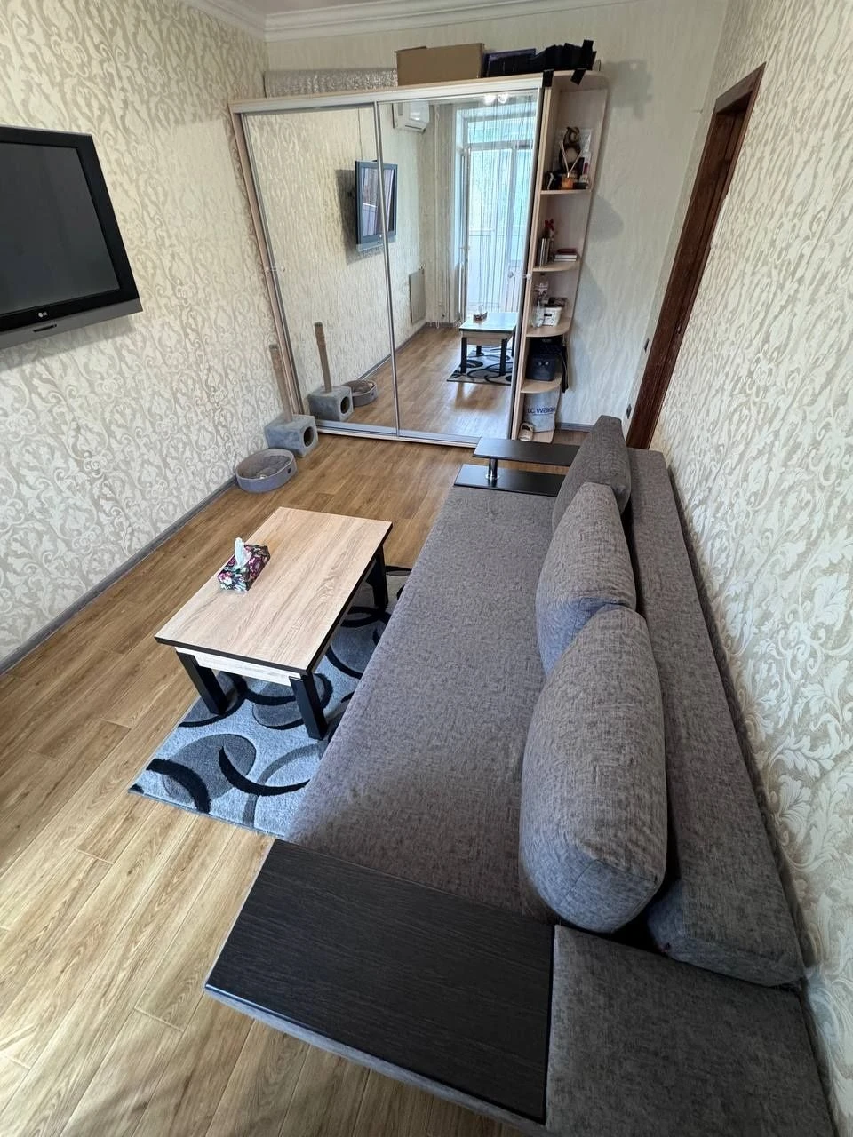 For Sale: Great 2-bedroom apartment in a residential area