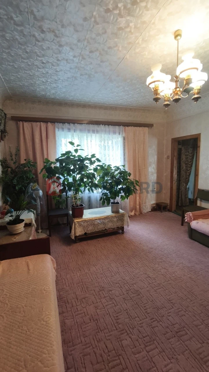 Продається 1/4 частини будинку в Соцмісті!