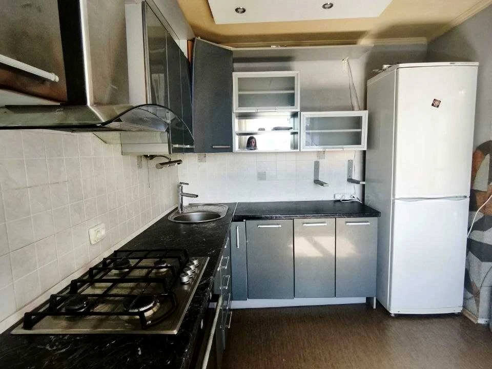 Apartment. Kam'yanskoe, Kam'yanskoe (Dniprozerzhynsk), Ivan M