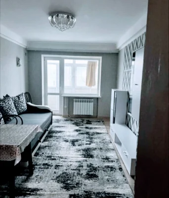For Sale: 3-room apartment. Kamenets, right bank, T. Шевchenko street.