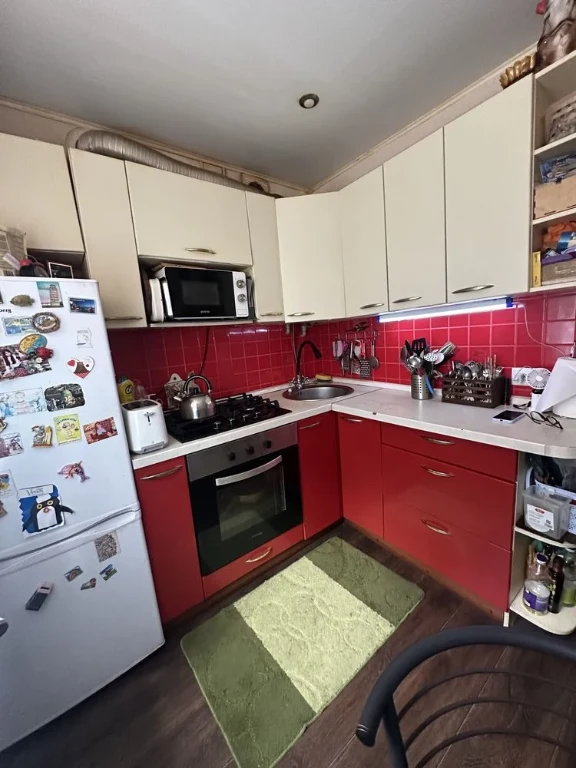 For sale 3-bedroom apartment in the city center