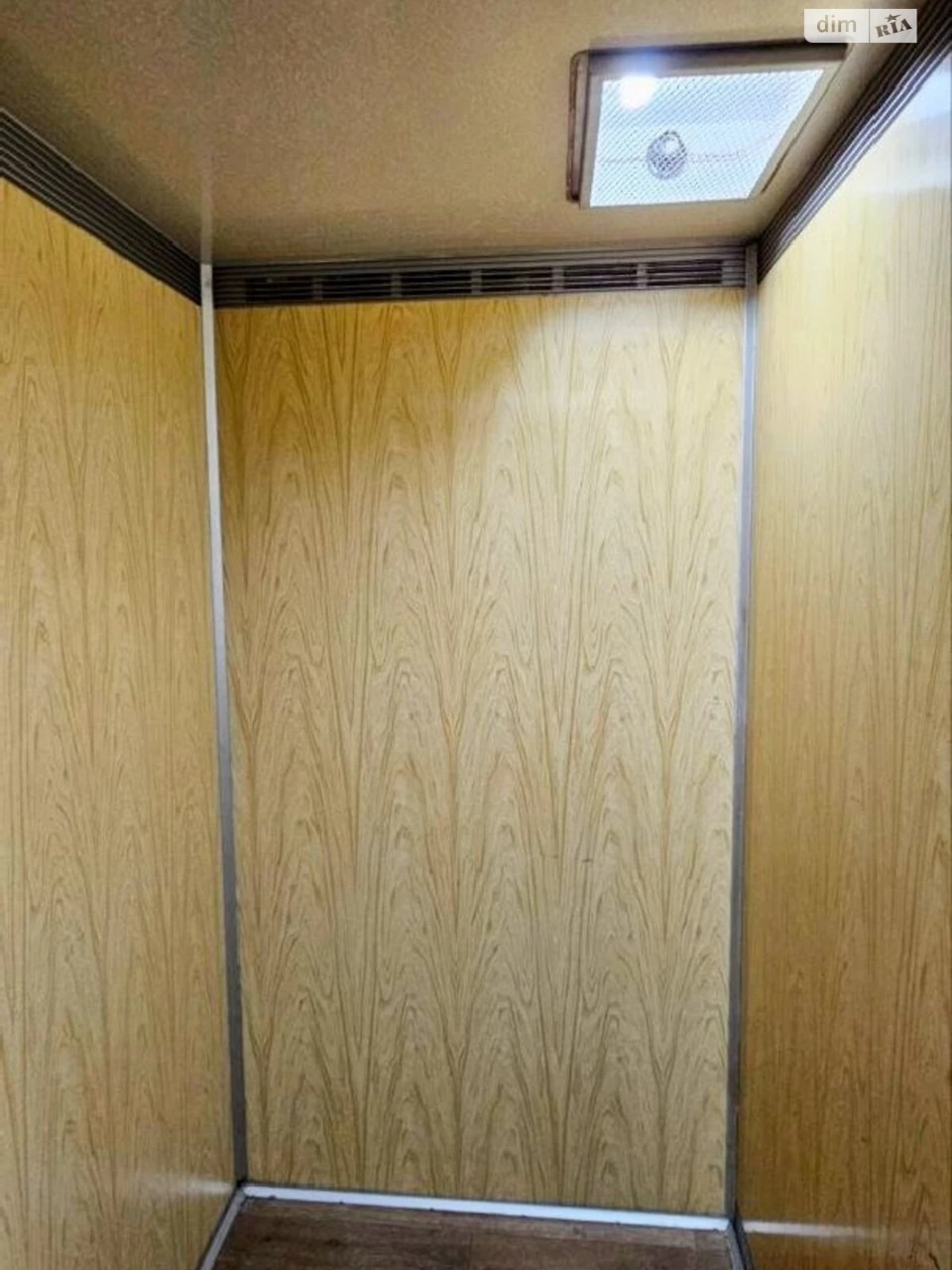 Apartment for Sale in Dniprovsky