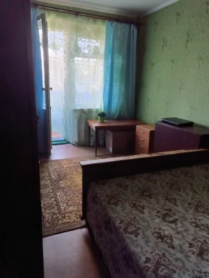 Продається 3-кімнатна квартира в районі Черьомушки