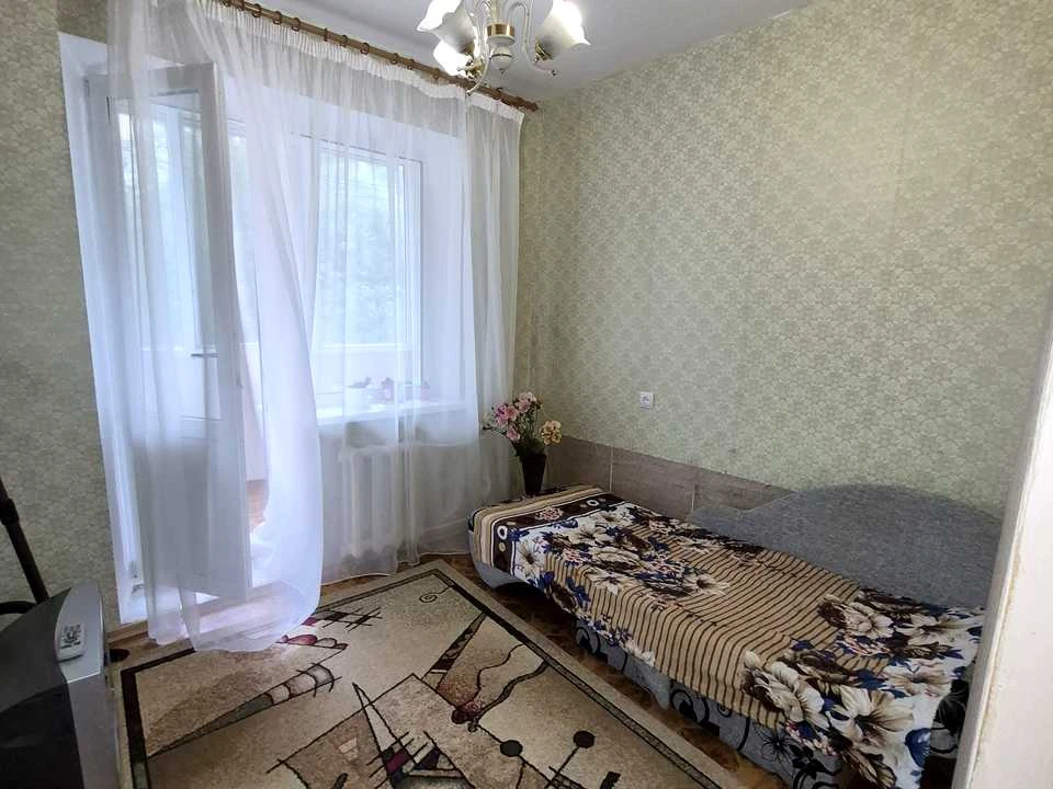 Apartment. Kam'yans'ke, Kam'yans'ke (Dniprozhezynsk), Kharkivs