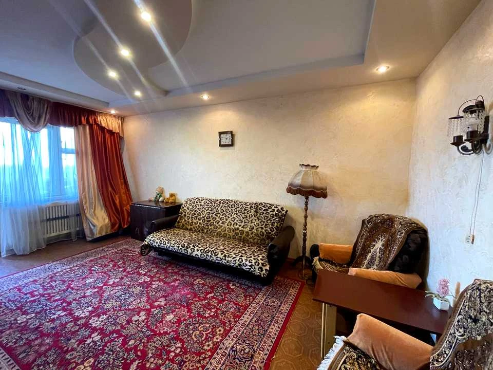 Квартира. Кам'янське, Кам'янське (Дніпродзержинськ), Івана М