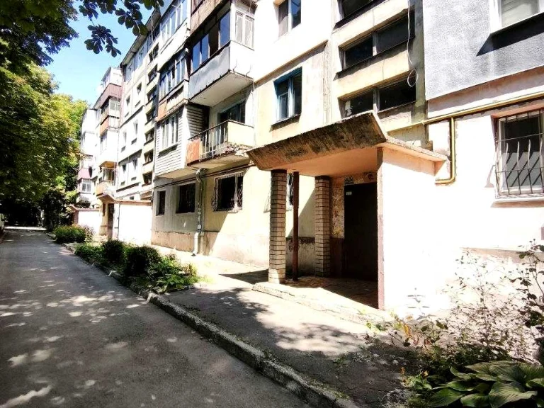Квартира. Кам'янське, Кам'янське (Дніпродзержинськ), Каштані