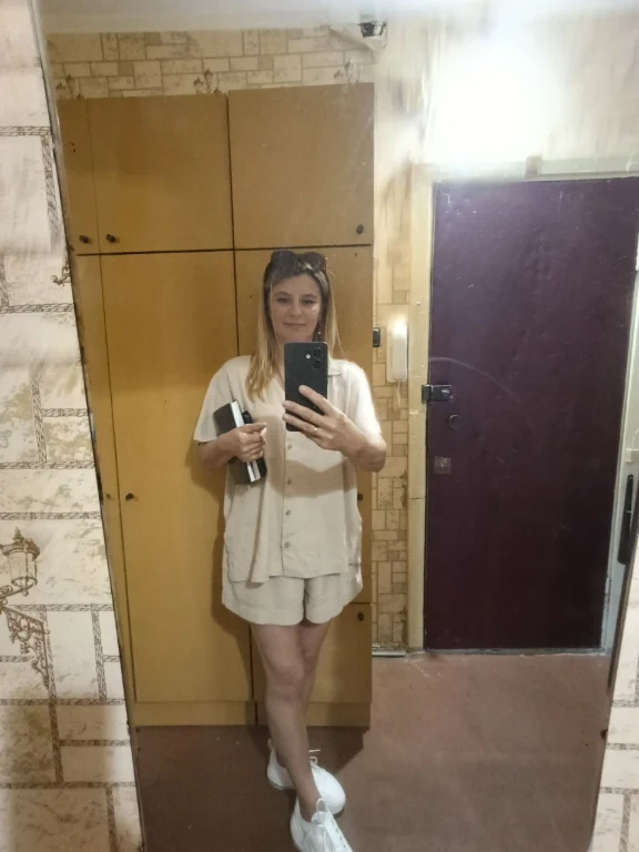 Продається 2-кімнатна квартира, Лівий берег, 9-й мікрорайон, сертифікат, ваучер, відновлення