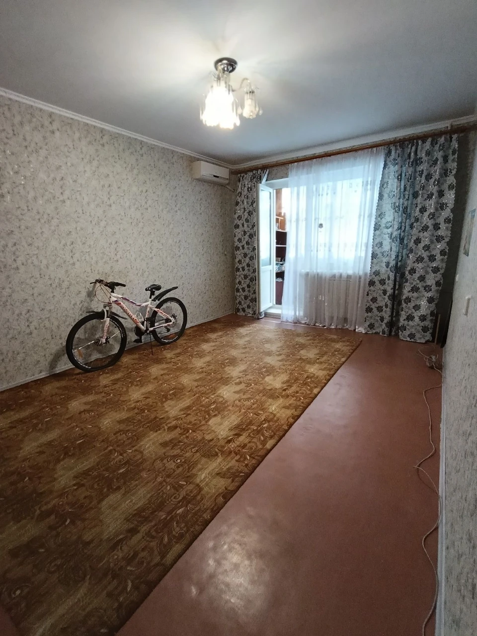 Продається 2-кімнатна квартира, Лівий берег, 9-й мікрорайон, сертифікат, ваучер, відновлення