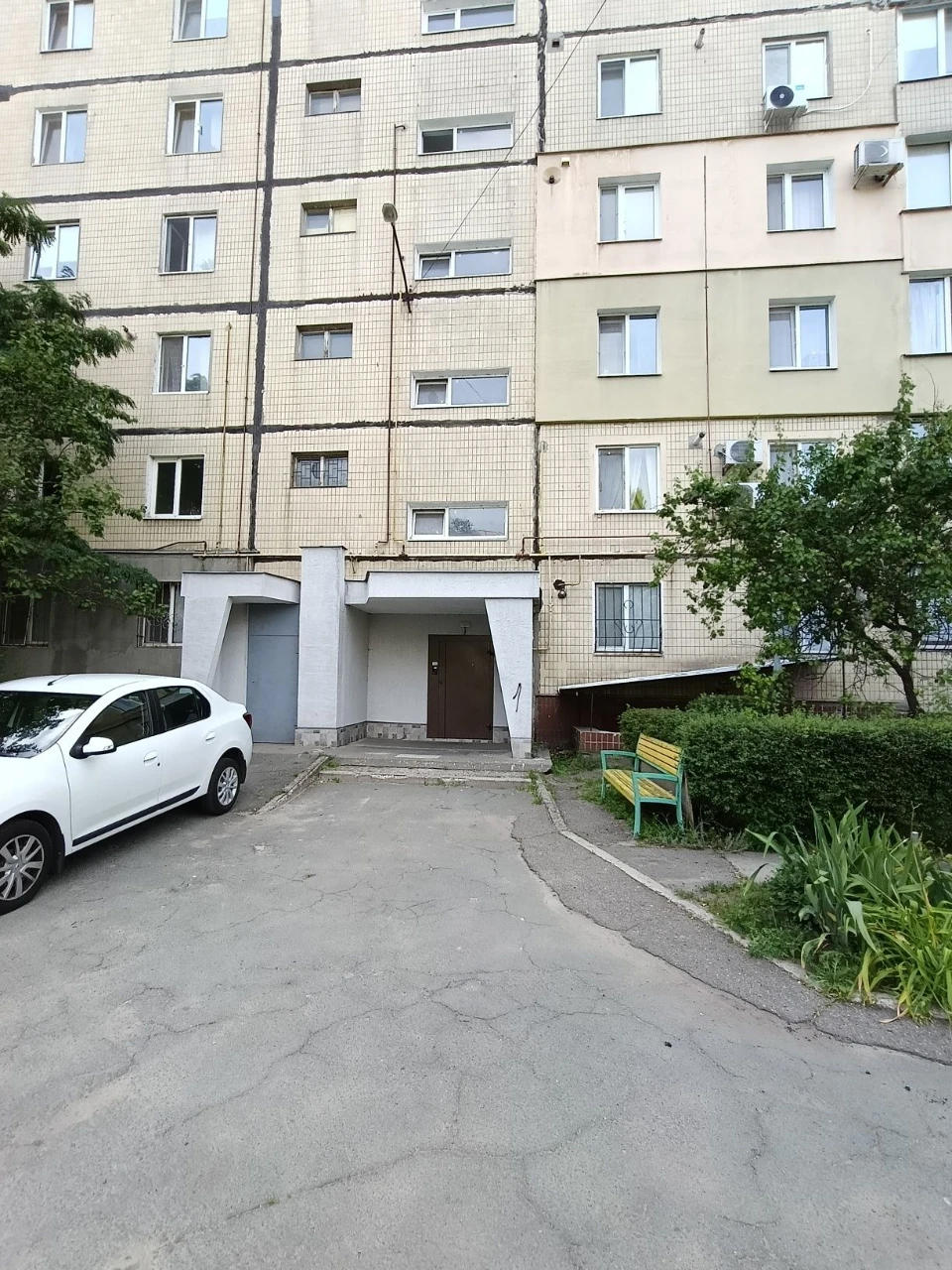 Продається 2-кімнатна квартира, Лівий берег, 9-й мікрорайон, сертифікат, ваучер, відновлення