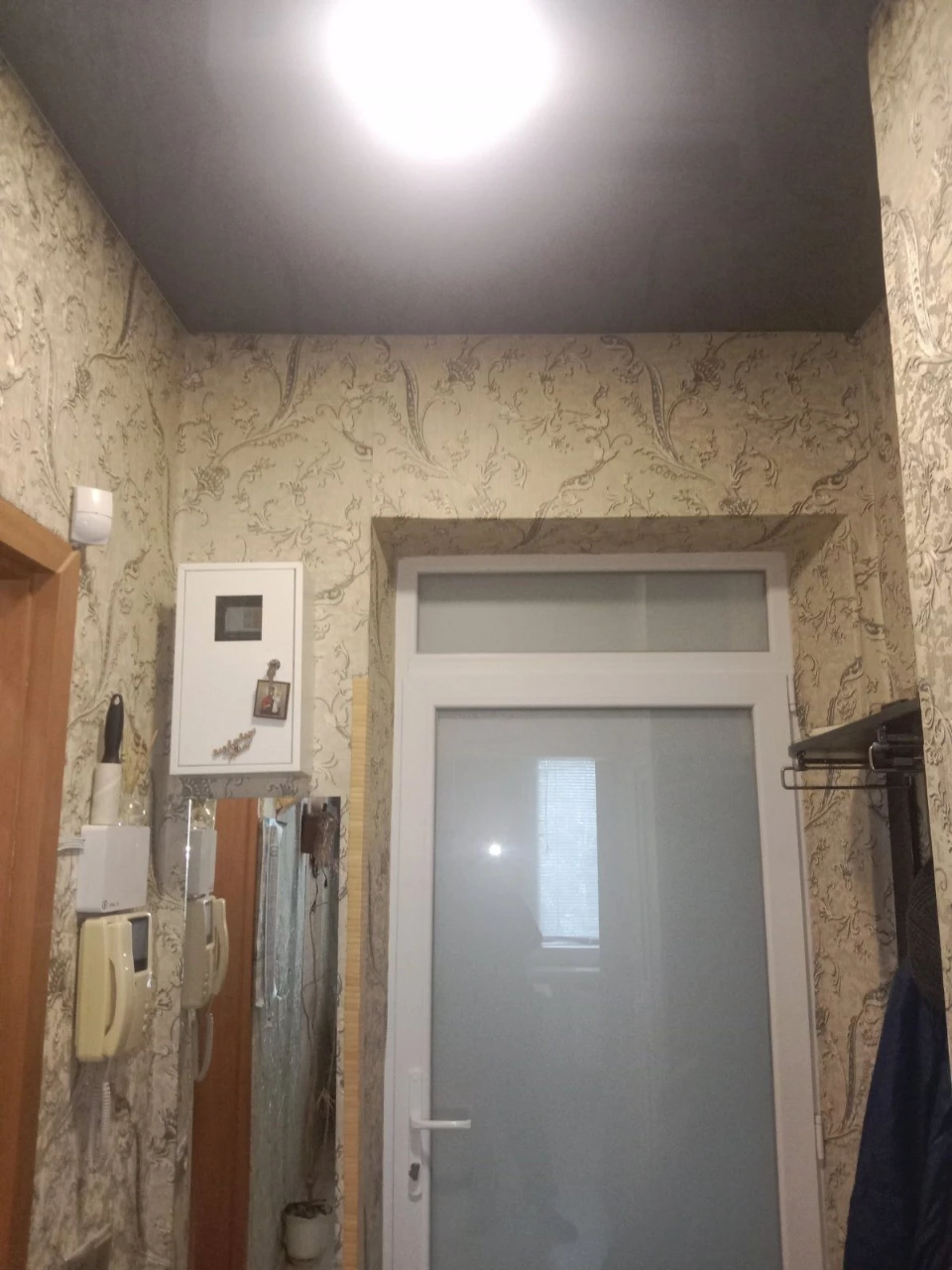 2 room apartment in Stalinka, renovated, furniture, appliances +