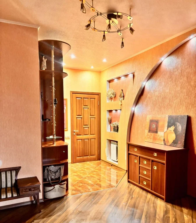Квартира 150 м² Лівий берег, Монтана