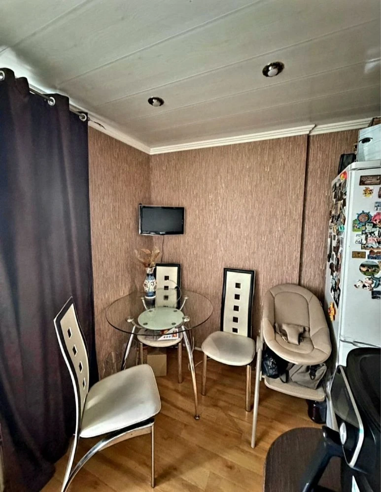 Продається 2-кімнатна квартира в центрі міста