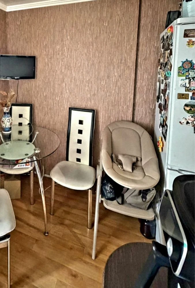 Продається 2-кімнатна квартира в центрі міста