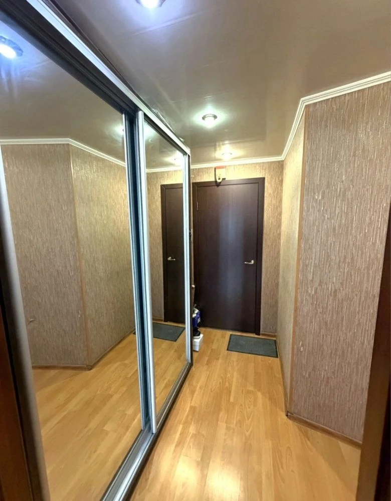 Продається 2-кімнатна квартира в центрі міста
