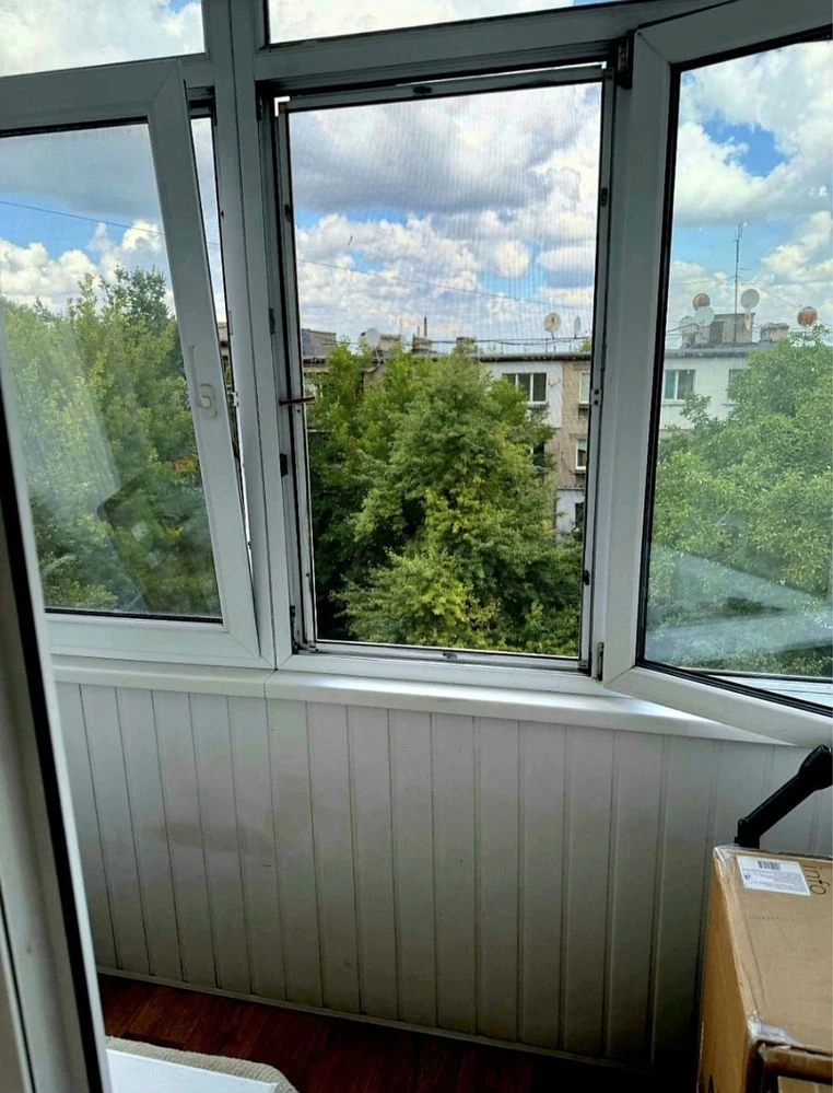 Продається 2-кімнатна квартира в центрі міста