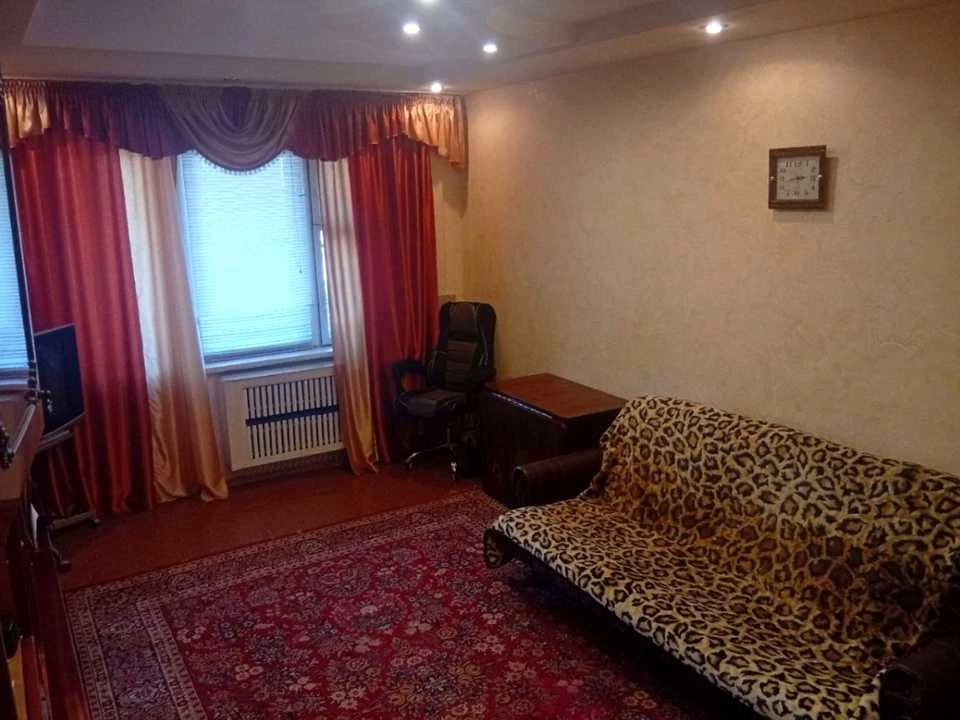 Квартира. Кам'янське, Кам'янське (Дніпродзержинськ), Івана М
