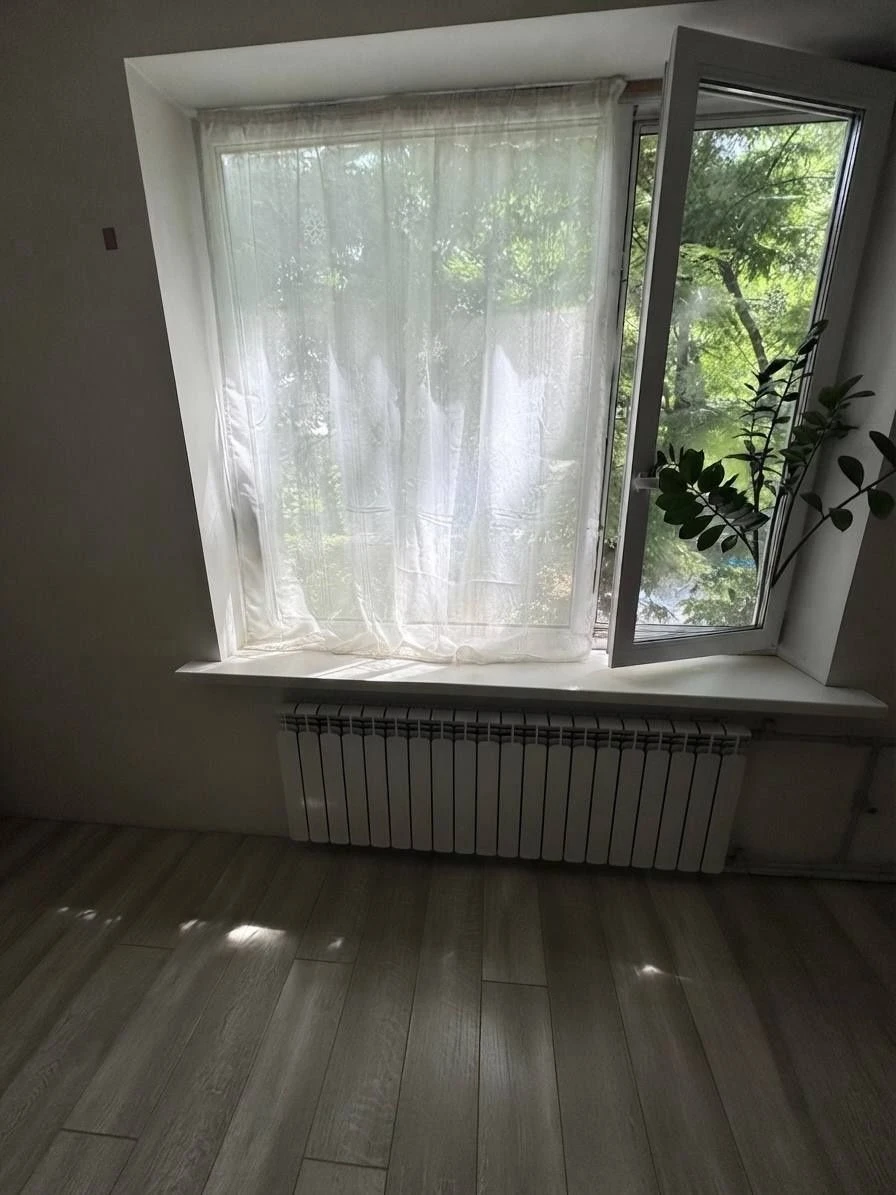Продаж 2к квартира в центрі міста