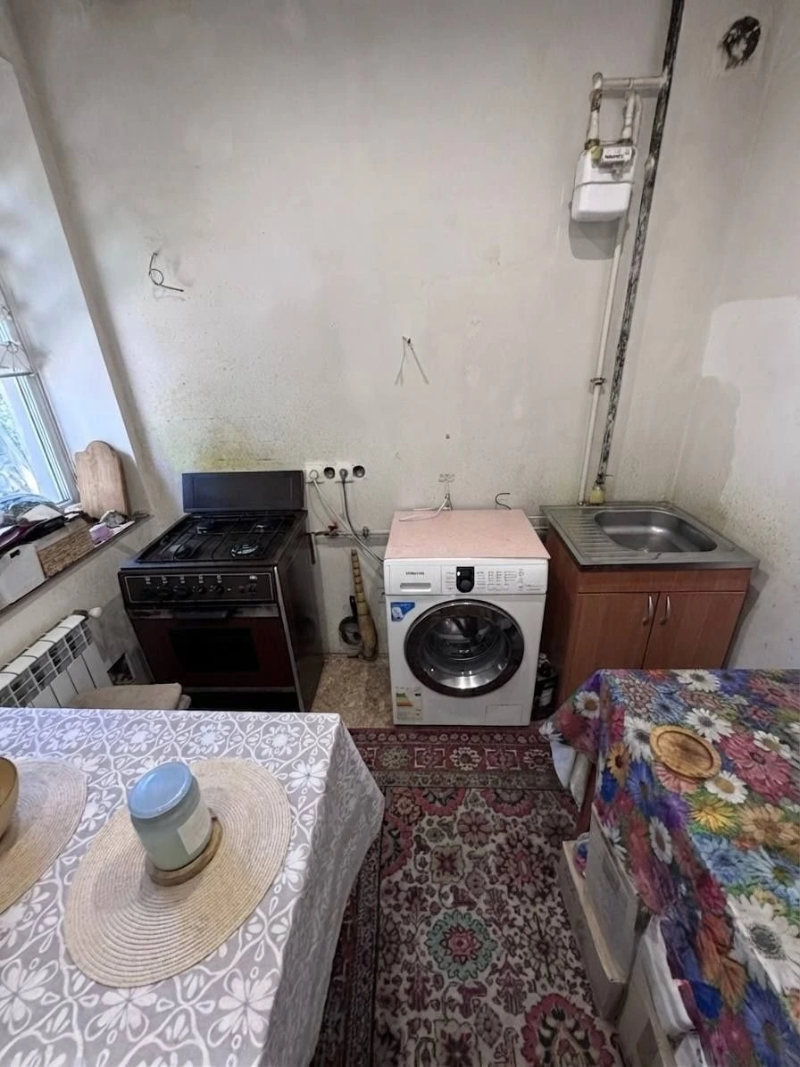 Продаж 2к квартира в центрі міста