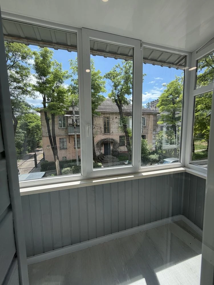 For Sale: 2-room apartment in Quiet Center | Capreмонт | Gas Autonomous