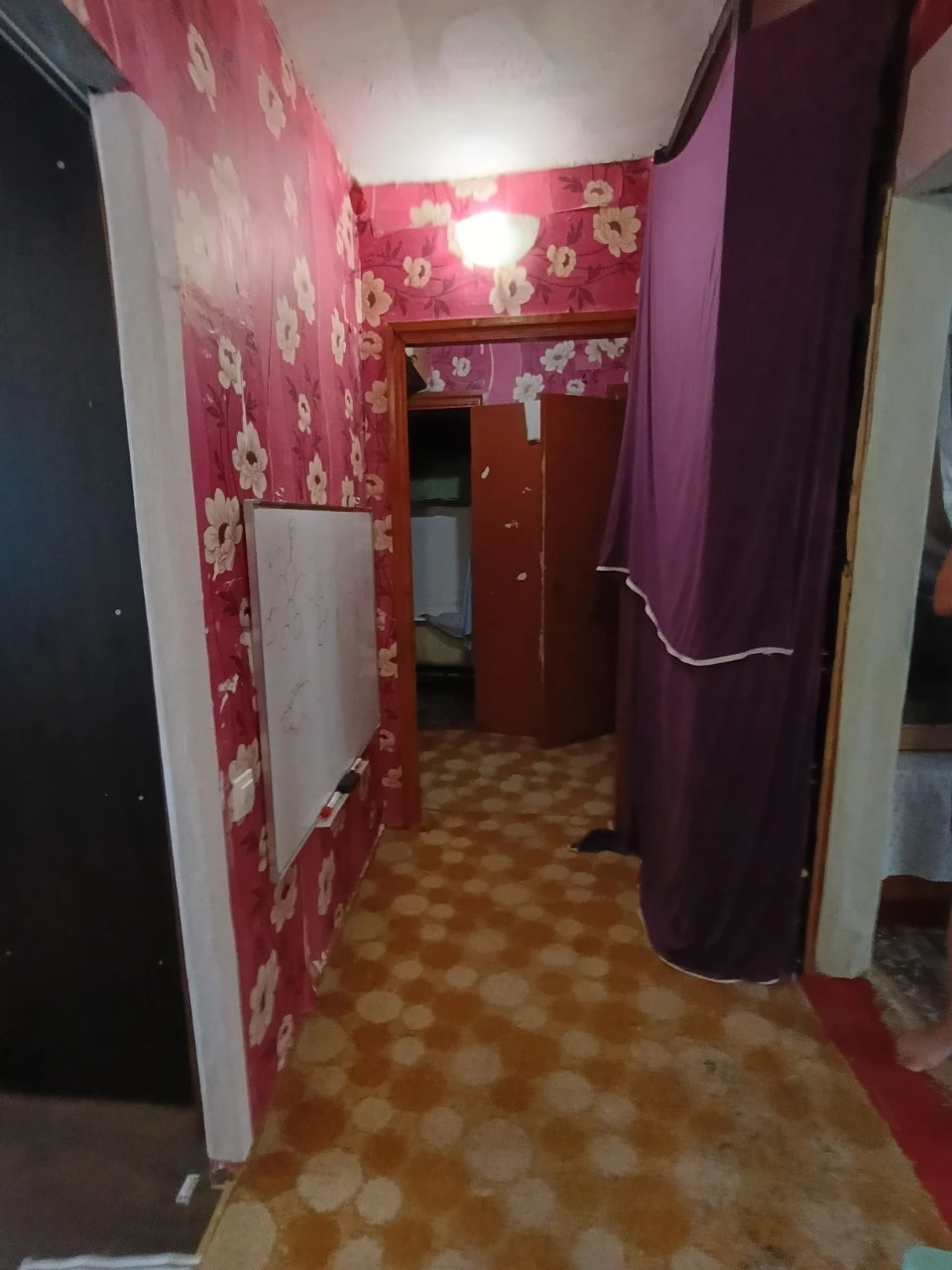 Продається 4-кімнатна квартира, Лівий берег, 2/9