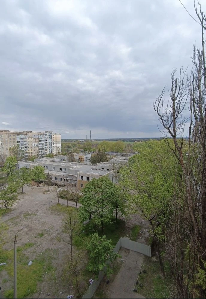 Продається 2-кімнатна квартира, Кам'янське, лівий берег, 1
