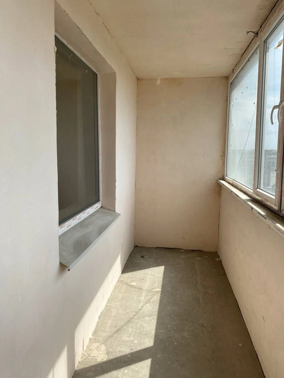 Продам простору 2-кімнатну квартиру 87 м² у центрі Лівого бе