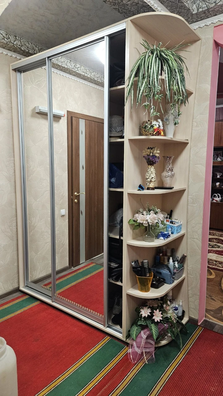 For sale 4-room apartment in Sosgorod, mar