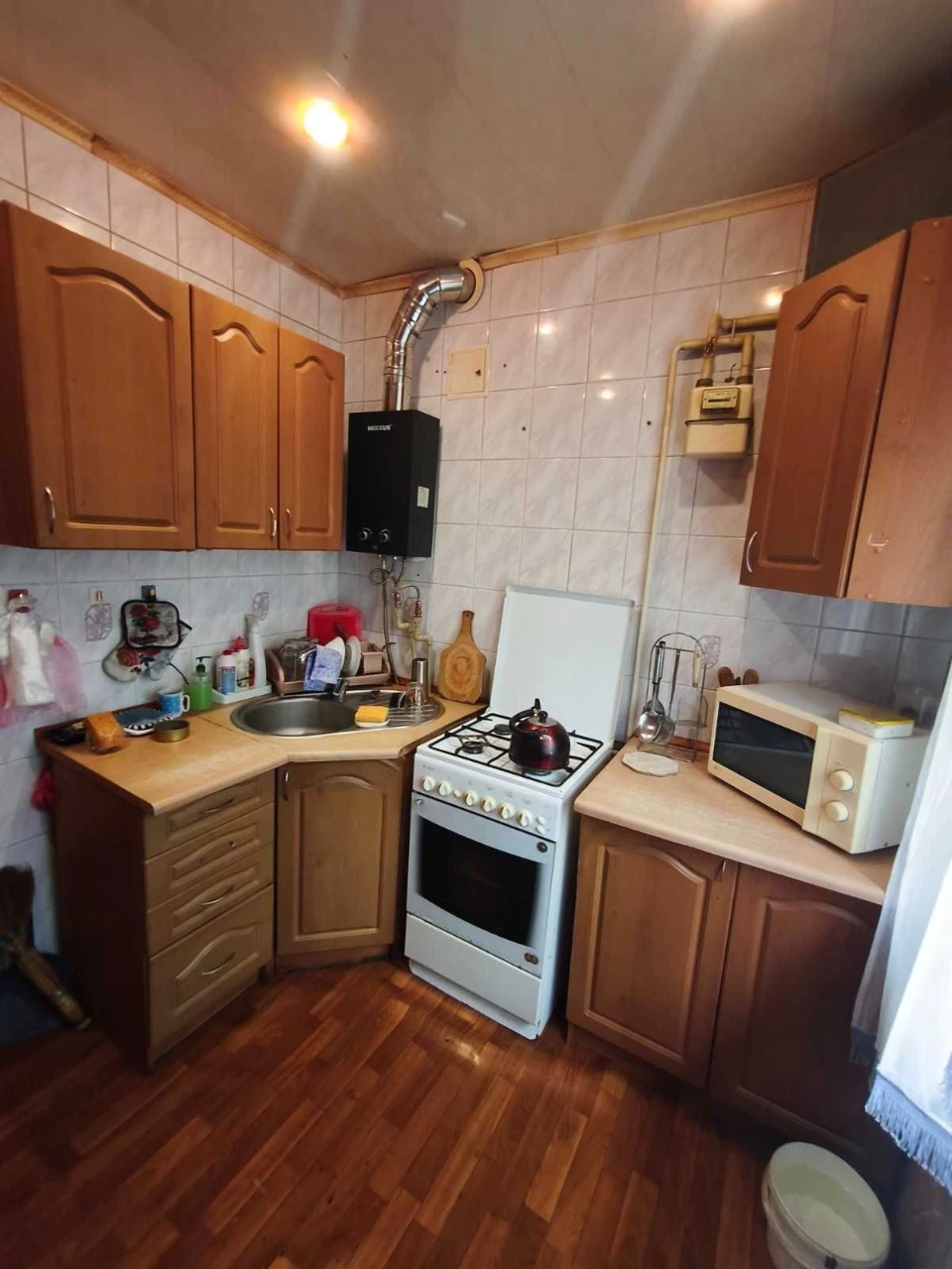 For sale, 3-room apartment on the right bank