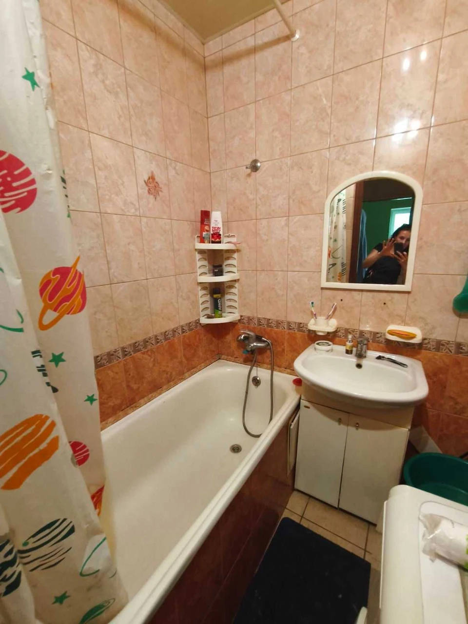 For sale, 3-room apartment on the right bank