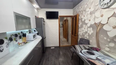 Продається чудова 3-кімнатна квартира в центрі міста