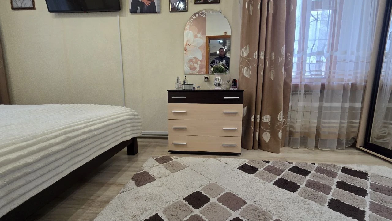 Продається чудова 3-кімнатна квартира в центрі міста