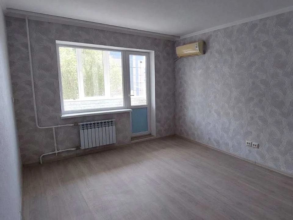 Квартира. Кам'янське, Кам'янське (Дніпродзержинськ), Нескоре