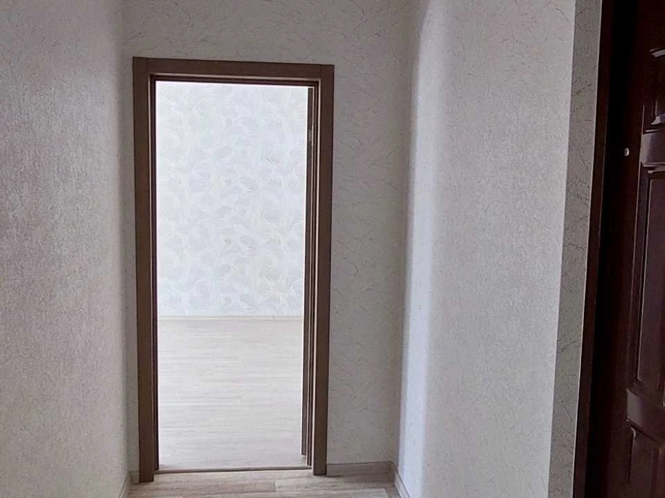Квартира. Кам'янське, Кам'янське (Дніпродзержинськ), Нескоре